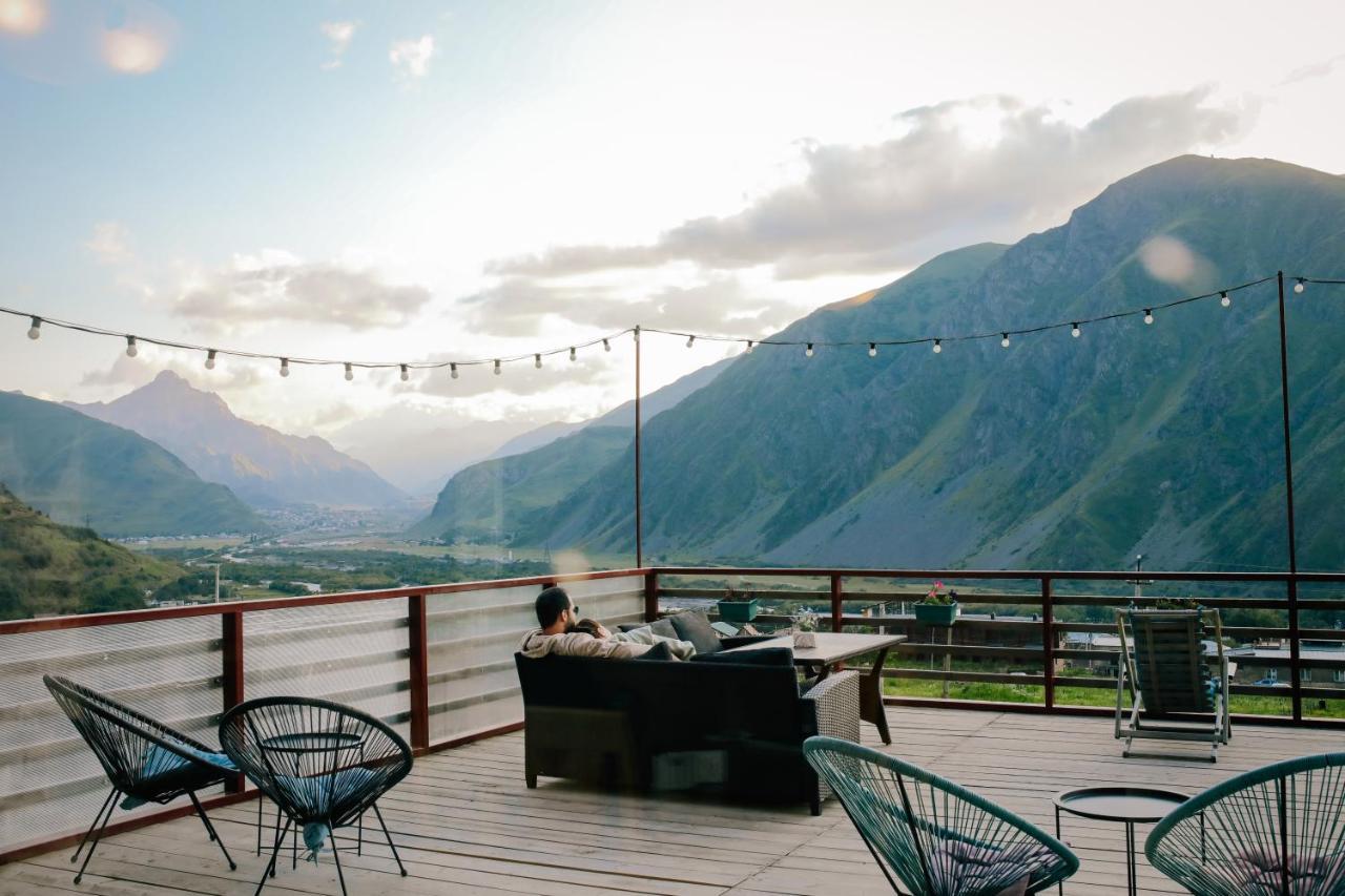 Alpenhaus Kazbegi Hotel & Restaurant المظهر الخارجي الصورة