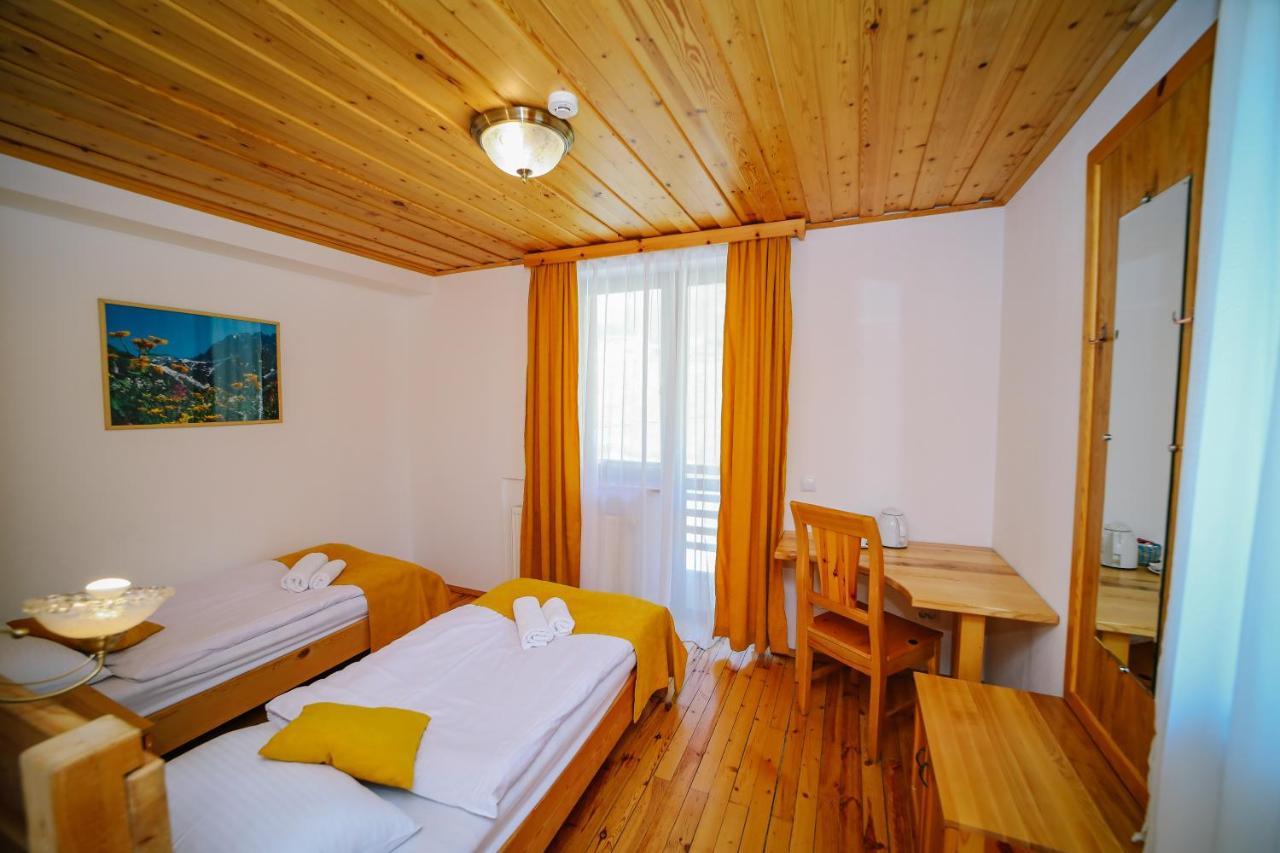 Alpenhaus Kazbegi Hotel & Restaurant المظهر الخارجي الصورة