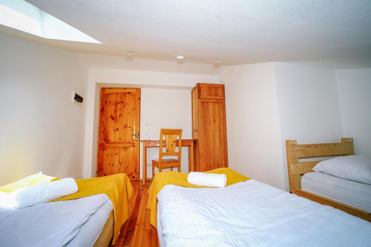 Alpenhaus Kazbegi Hotel & Restaurant المظهر الخارجي الصورة
