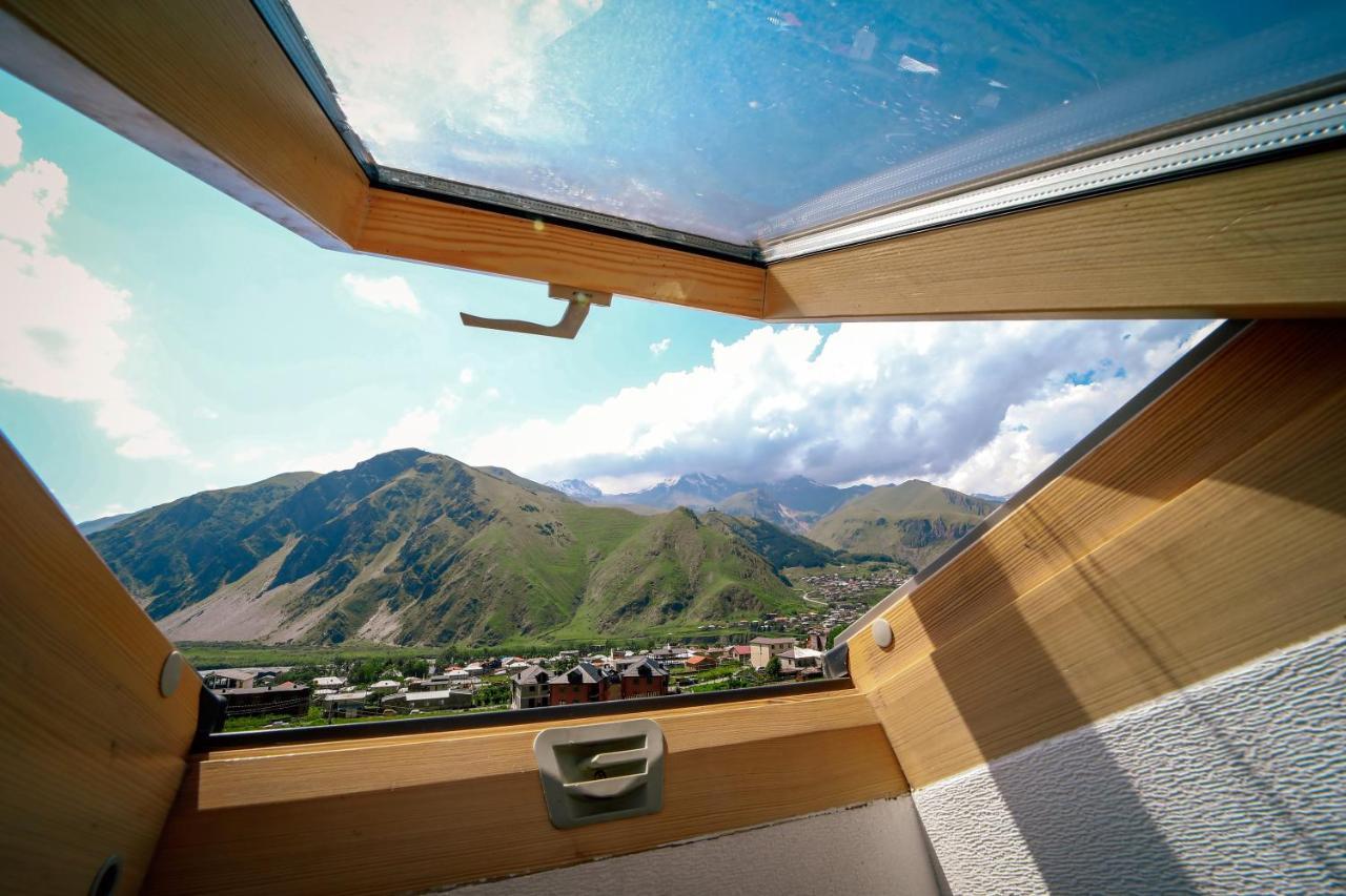 Alpenhaus Kazbegi Hotel & Restaurant المظهر الخارجي الصورة