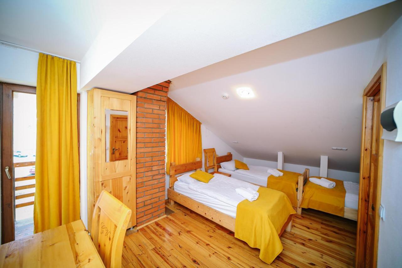 Alpenhaus Kazbegi Hotel & Restaurant المظهر الخارجي الصورة